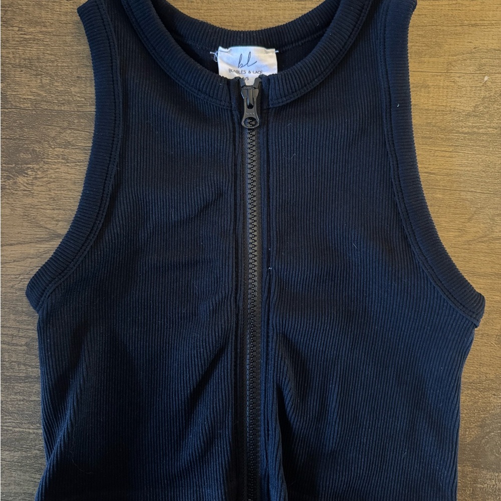 Black Sleeveless Zip-Up Tank Top